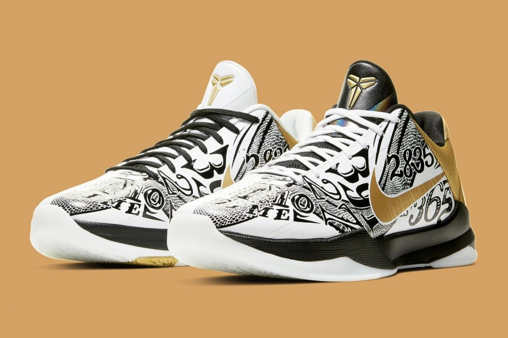 Nike Zoom Kobe 5 Protro「Big Stage Parade」