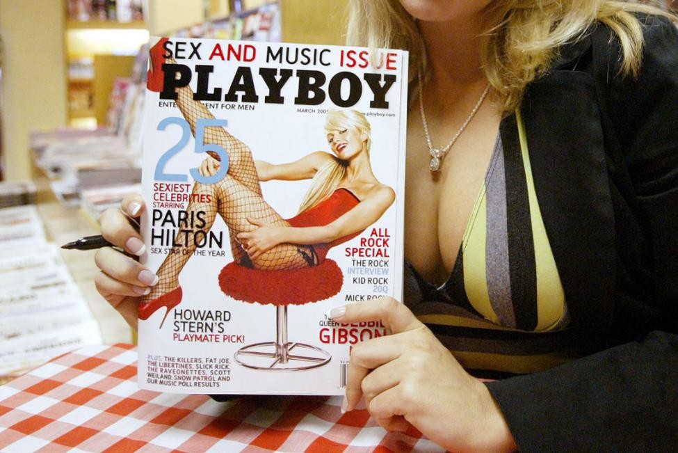 除了發行成人雜誌外,《Playboy》亦發展成一個品牌,多年來不少潮流品牌也會與《Playboy》合作推出不同類型的聯乘產品