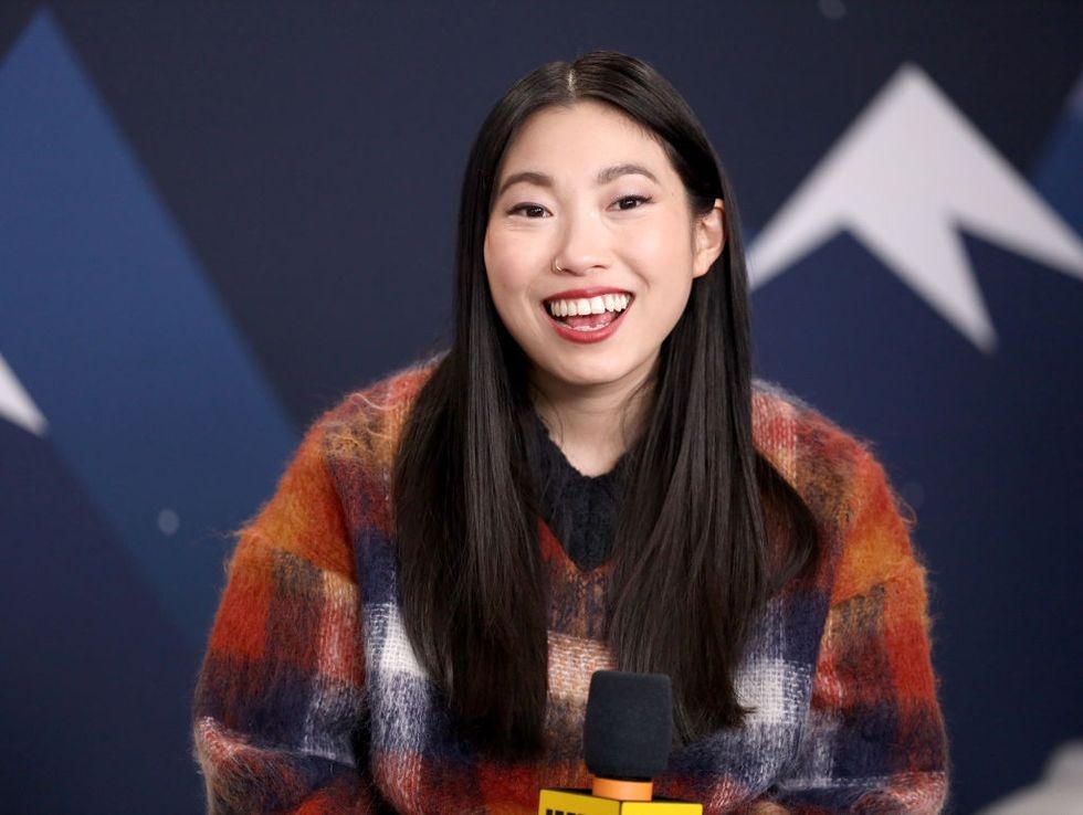 電影中的女主角Fah Lo Suee將由美籍中韓混血演員Awkwafina所飾演,而有趣的是,在原著中Fah Lo Suee是男主角上氣的親姊姊