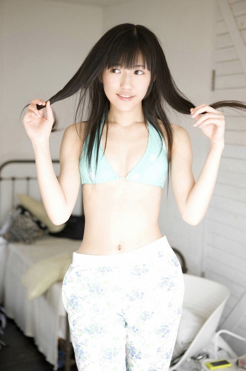 當AKB48的主力成員一個又一個的離開,當年叱咤樂壇的天團也逐漸成為青春的烙印。