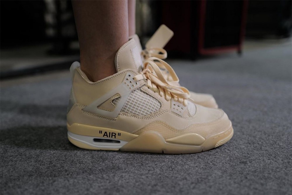 Off-White™ X Air Jordan 4