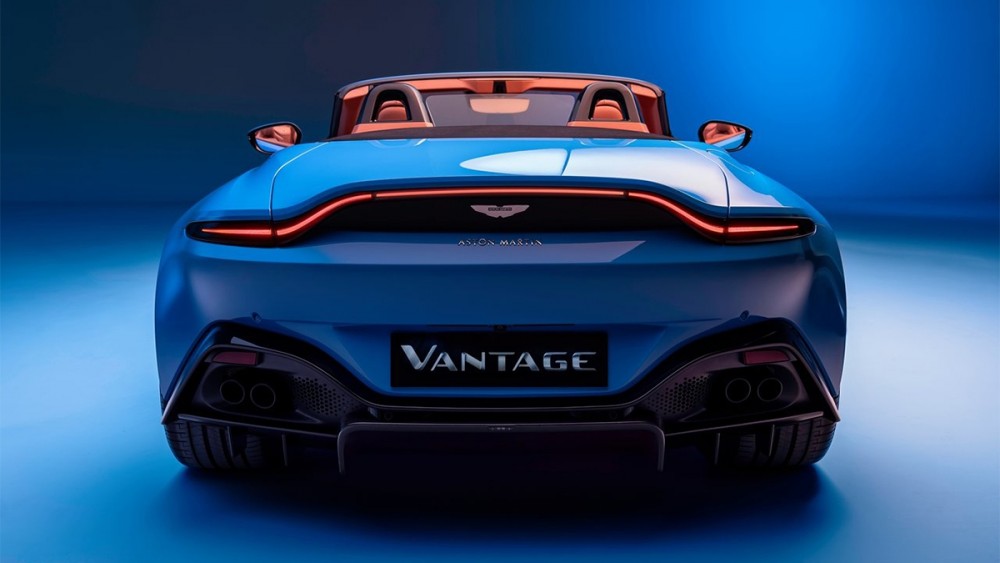 Vantage Roadster承傳了Aston Martin Vulvan以往的賽道風格,加上James Bond座駕之一DB10的底蘊
